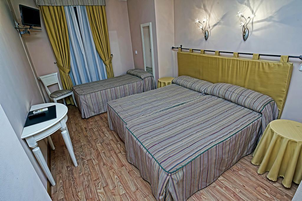 Hostal Stop Cantalejo Phòng bức ảnh
